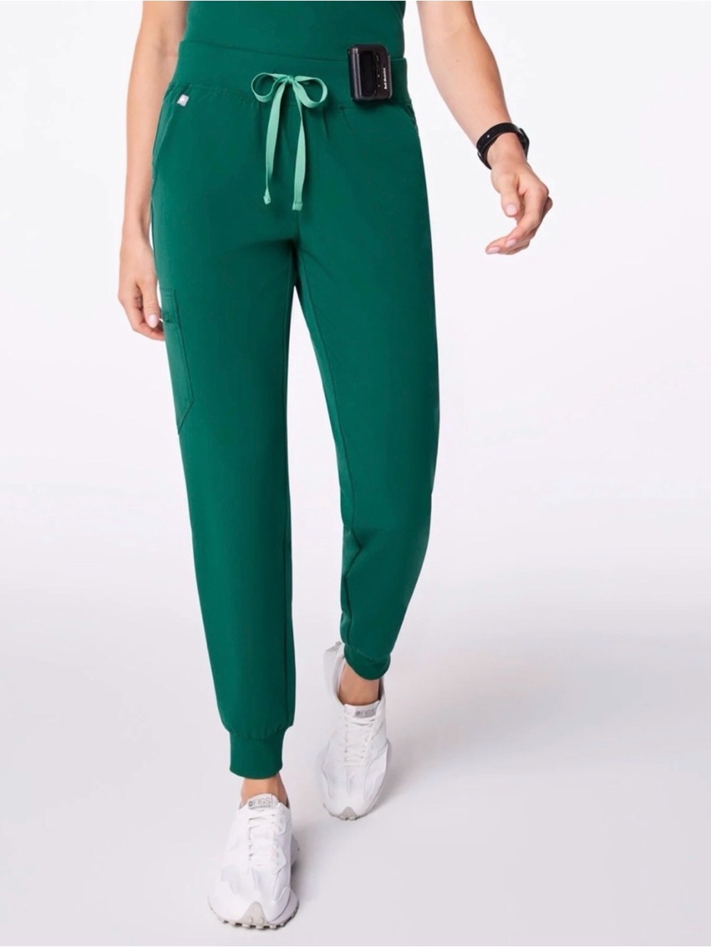 FIGS Zamora Jogger Scrub Pants Hunter Green Large Medical Nurse